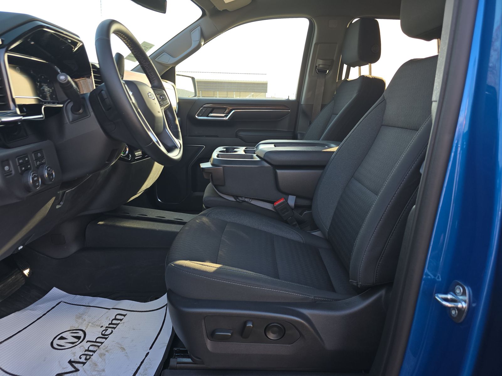 2024 Chevrolet Silverado 1500 LT Trail Boss AWD