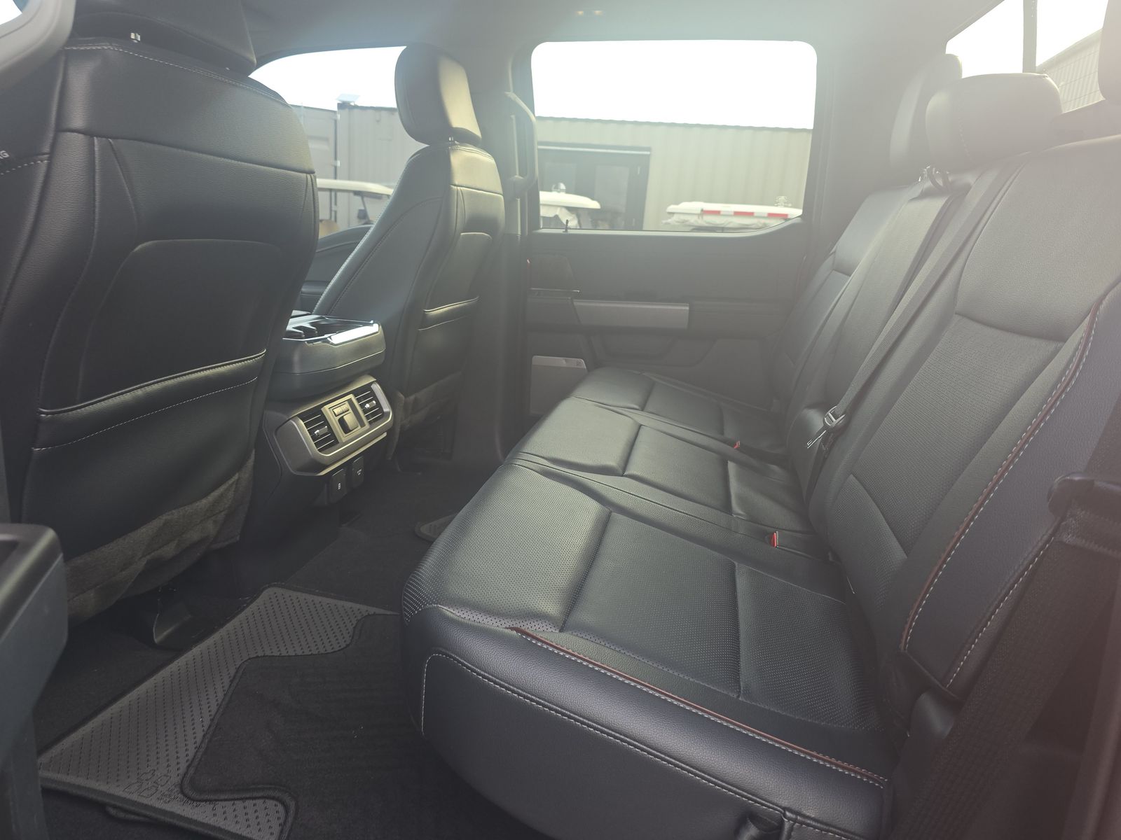 2023 Ford F-150 Hybrid Lariat AWD