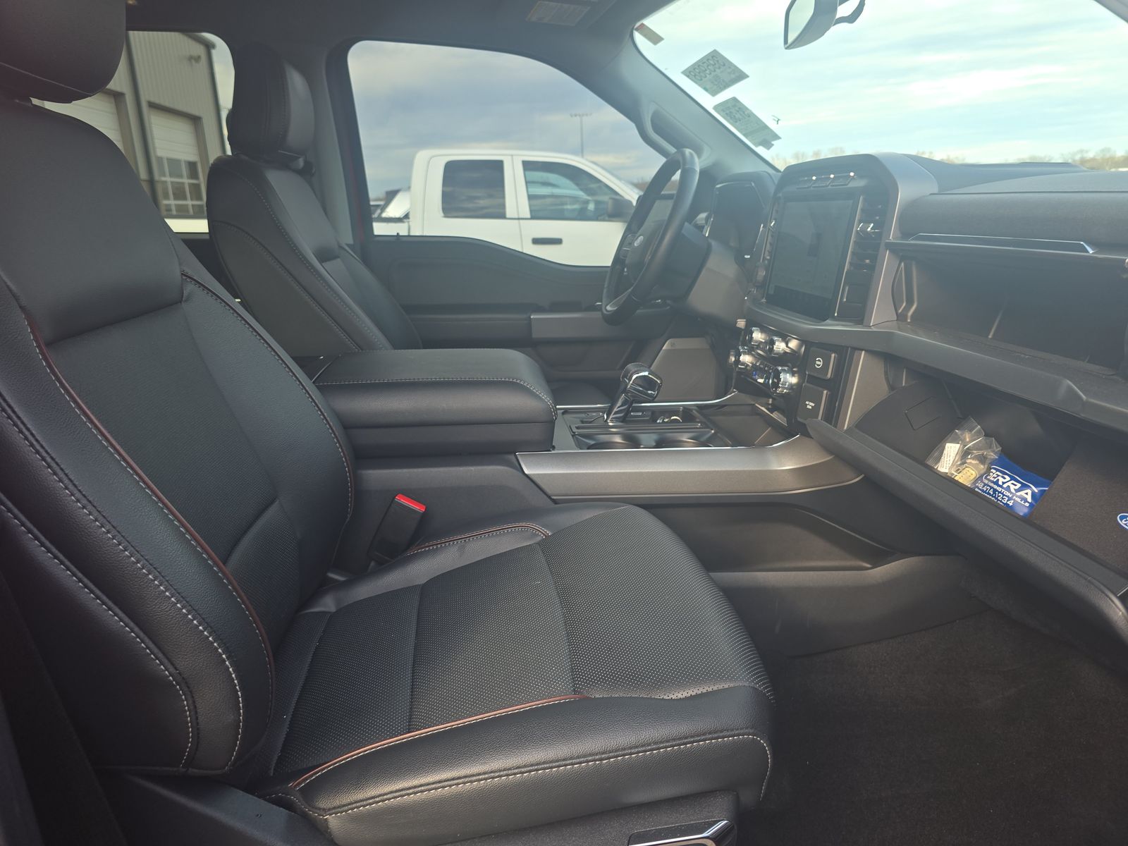 2023 Ford F-150 Hybrid Lariat AWD