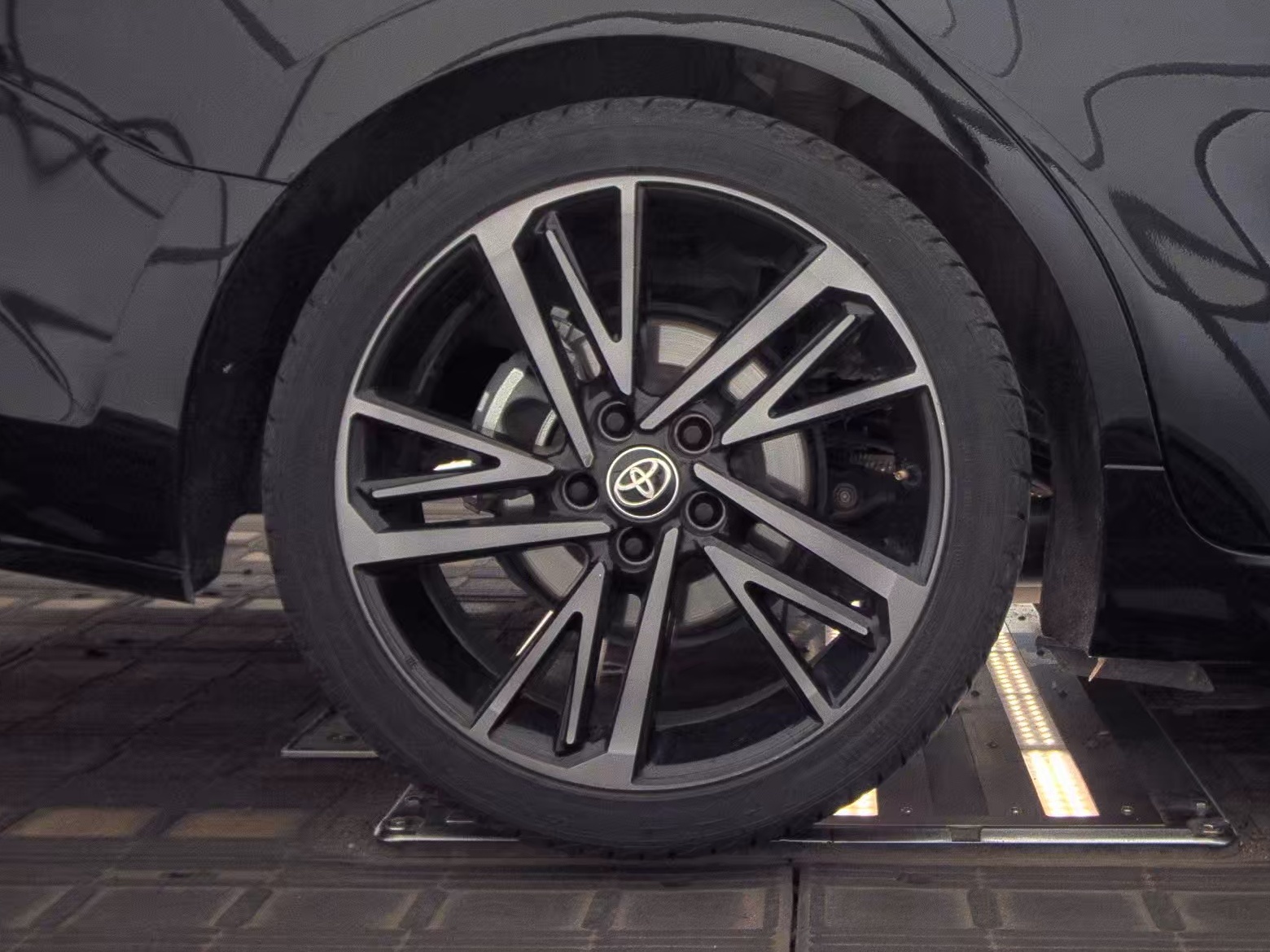 2025 Toyota Camry XSE FWD