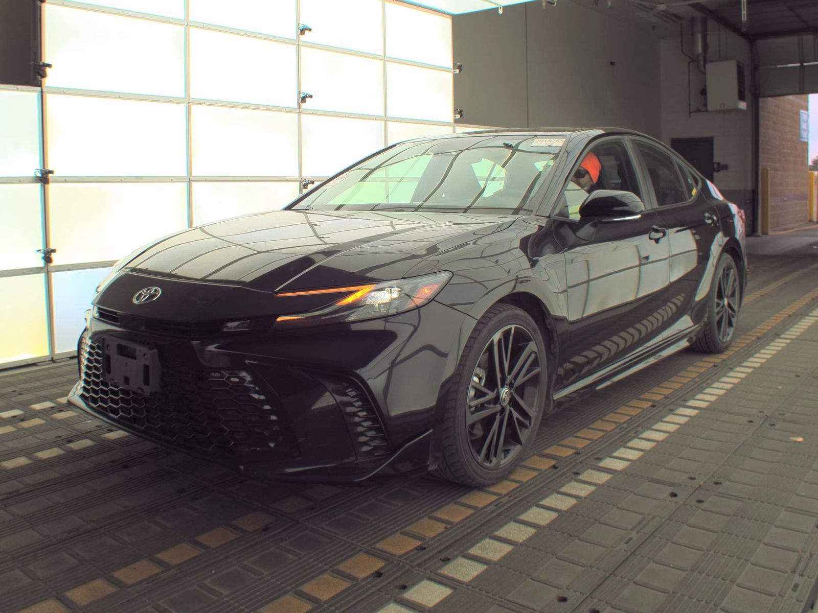 2025 Toyota Camry XSE FWD