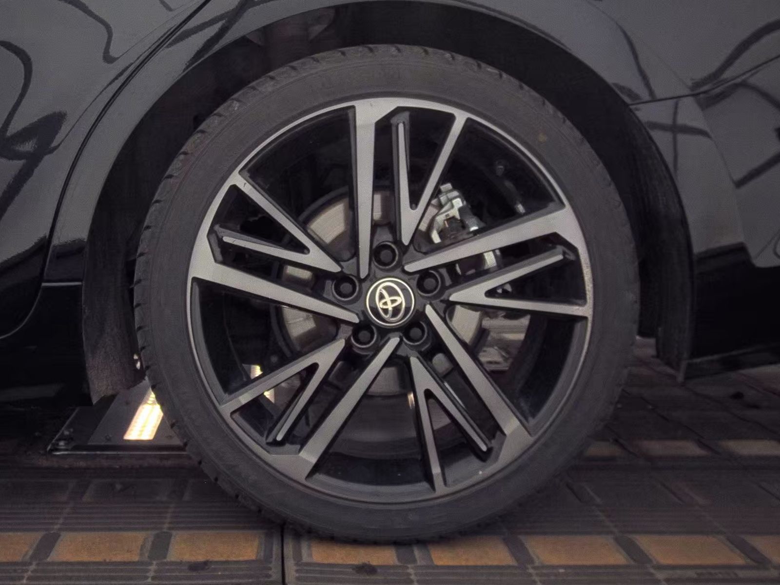 2025 Toyota Camry XSE FWD