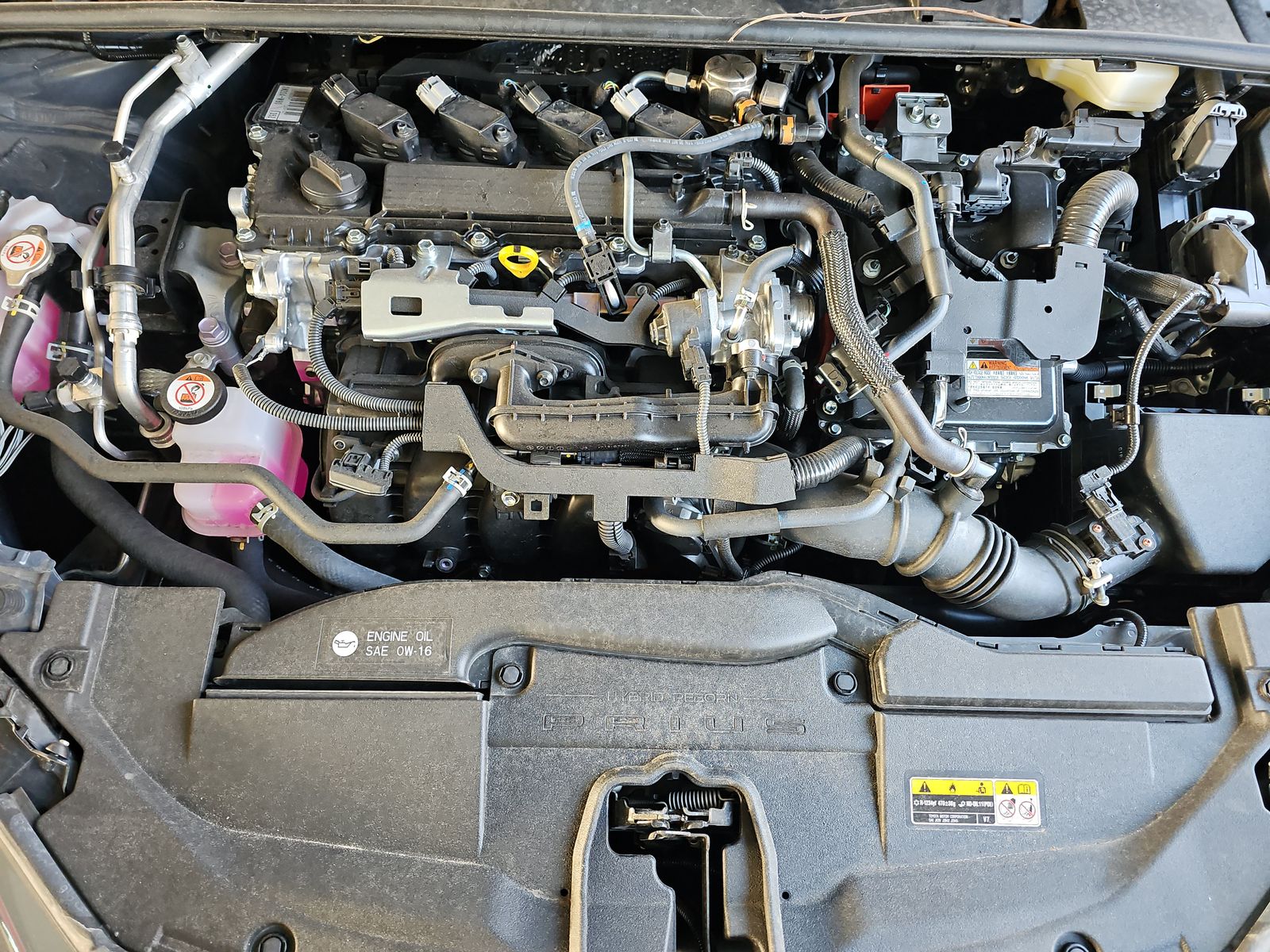 2025 Toyota Prius LE FWD