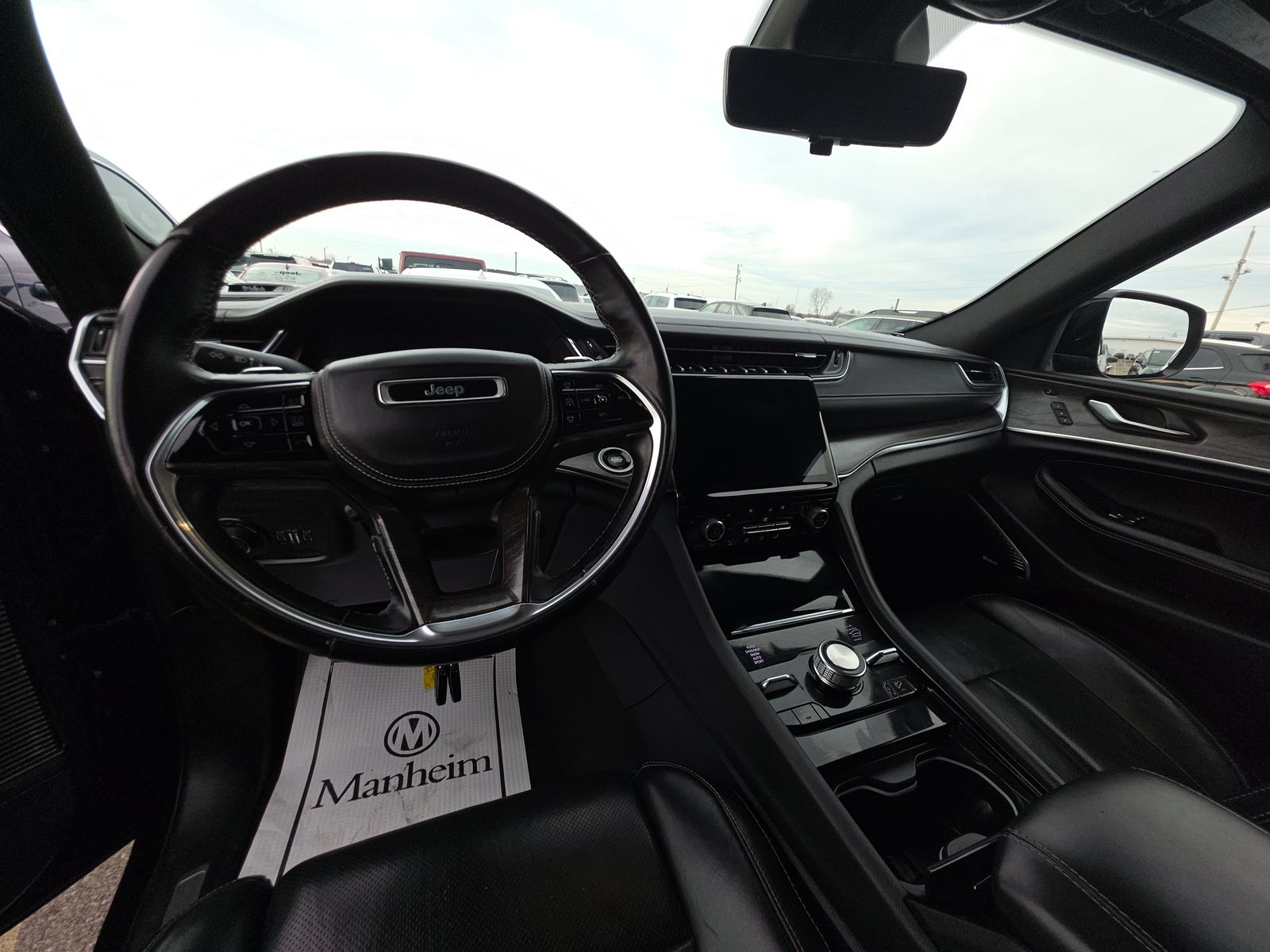 2022 Jeep Grand Cherokee Overland AWD