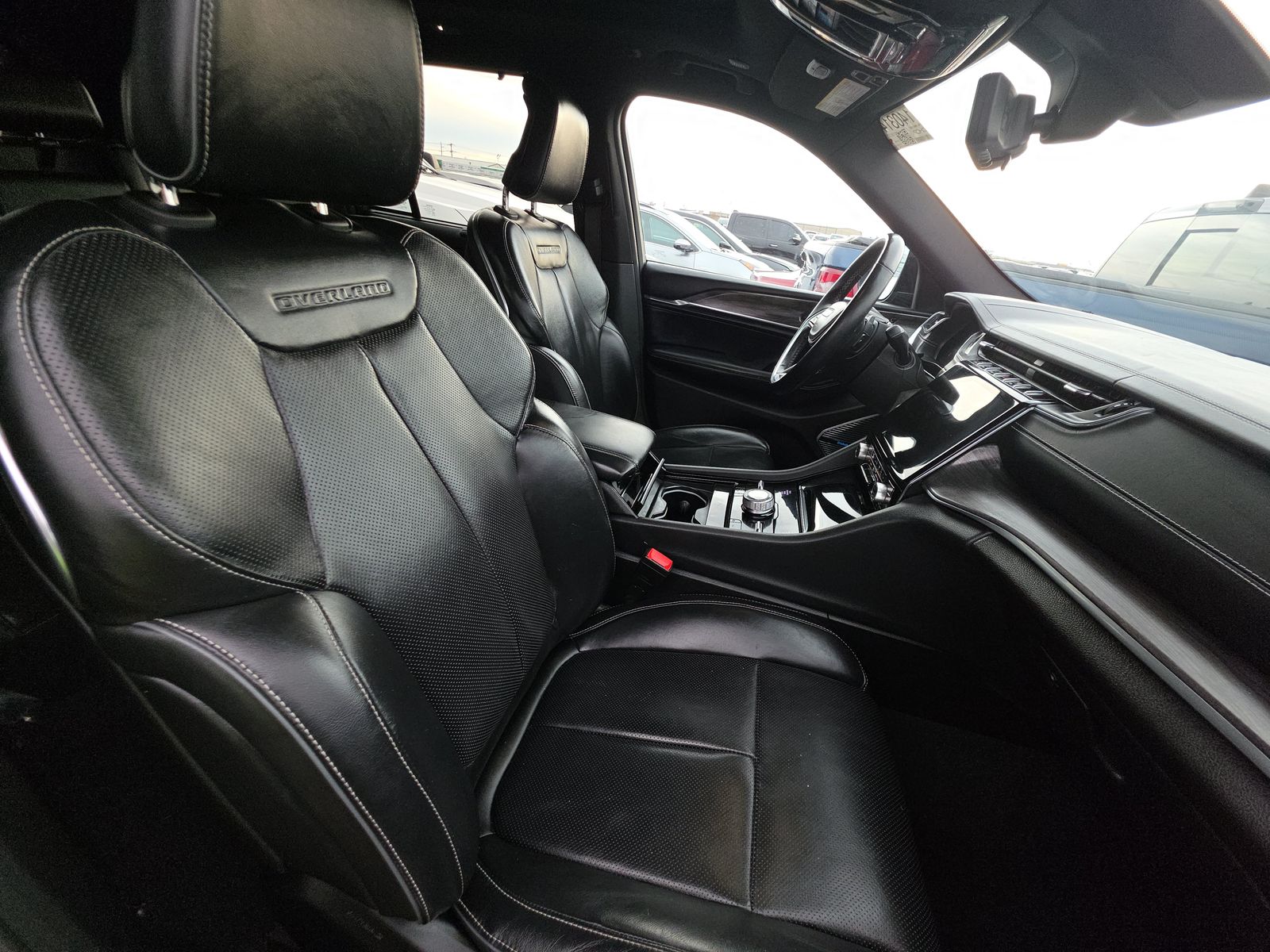 2022 Jeep Grand Cherokee Overland AWD