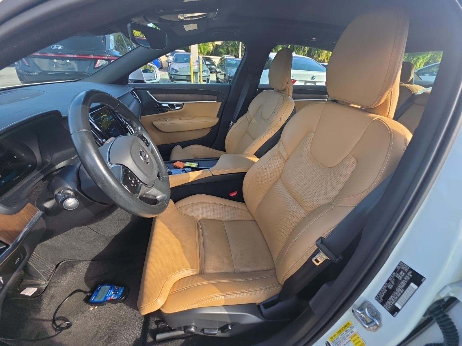 2022 Volvo S90 B6 Inscription AWD