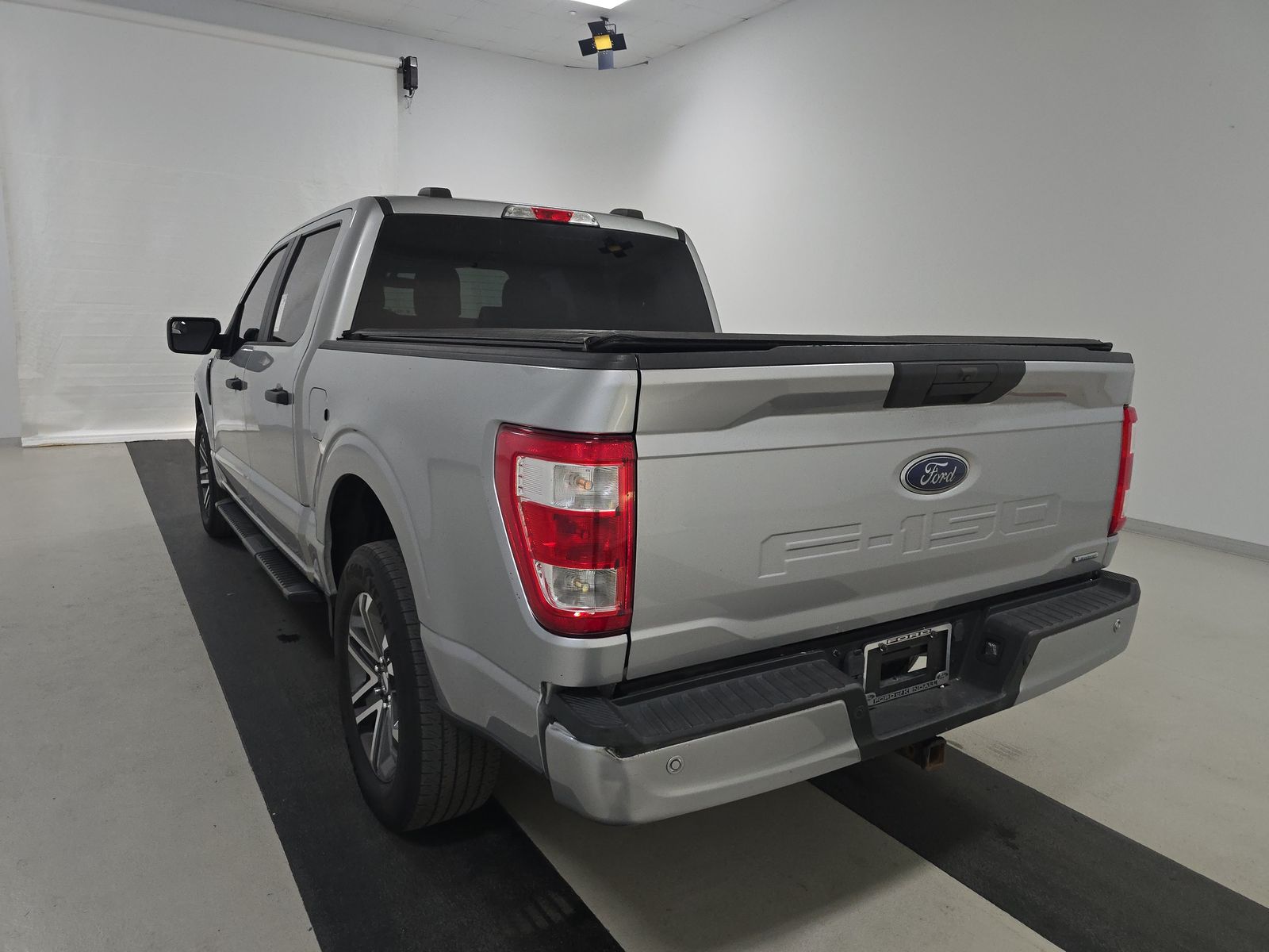 2021 Ford F-150 XL RWD