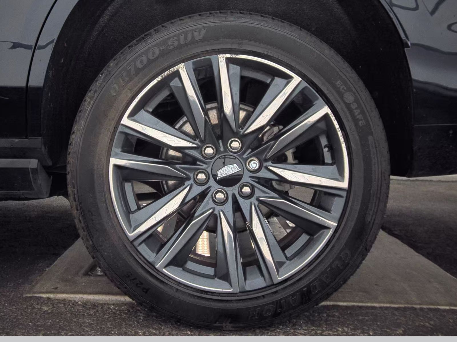 2022 Cadillac Escalade Sport Platinum AWD