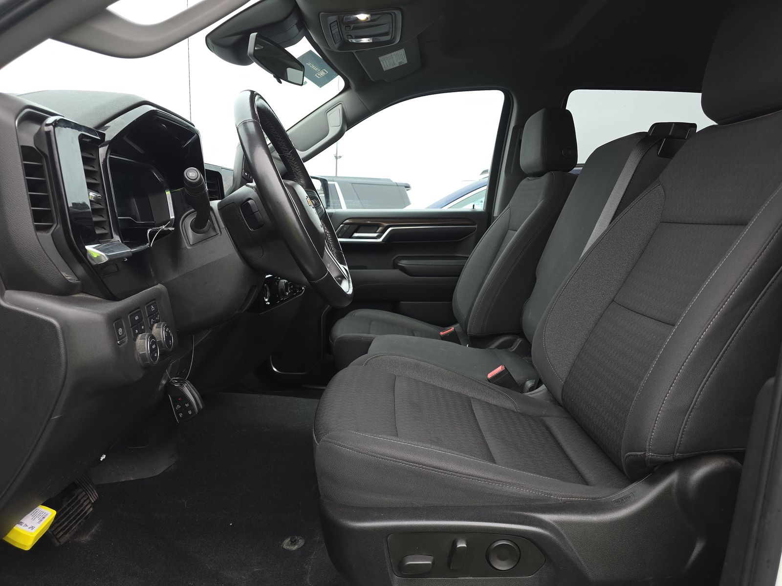 2022 Chevrolet Silverado 1500 LT AWD