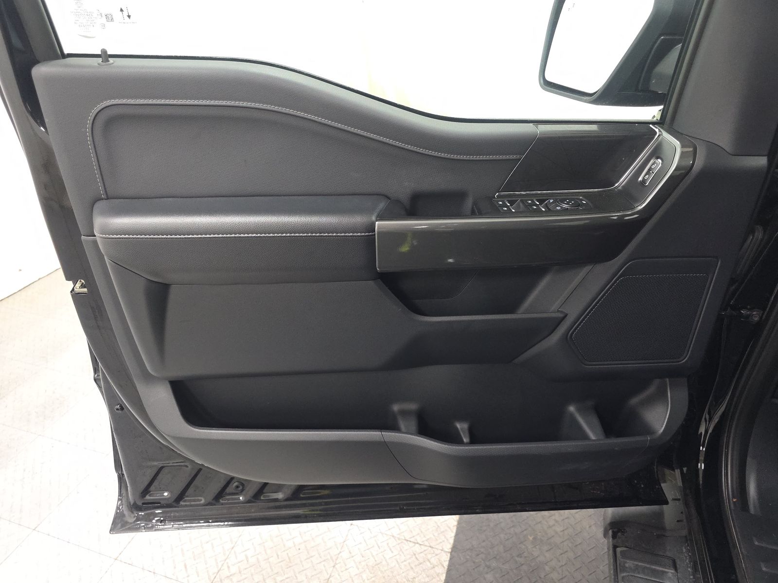 2023 Ford F-150 Hybrid XLT AWD