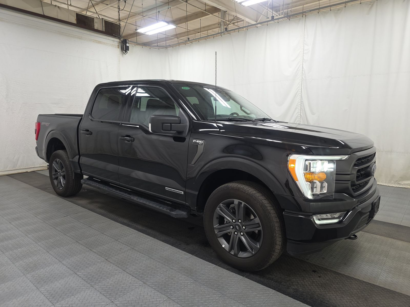 2023 Ford F-150 Hybrid XLT AWD