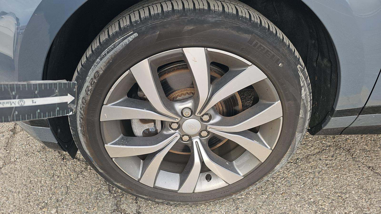 2023 Land Rover Range Rover Evoque R-Dynamic SE AWD