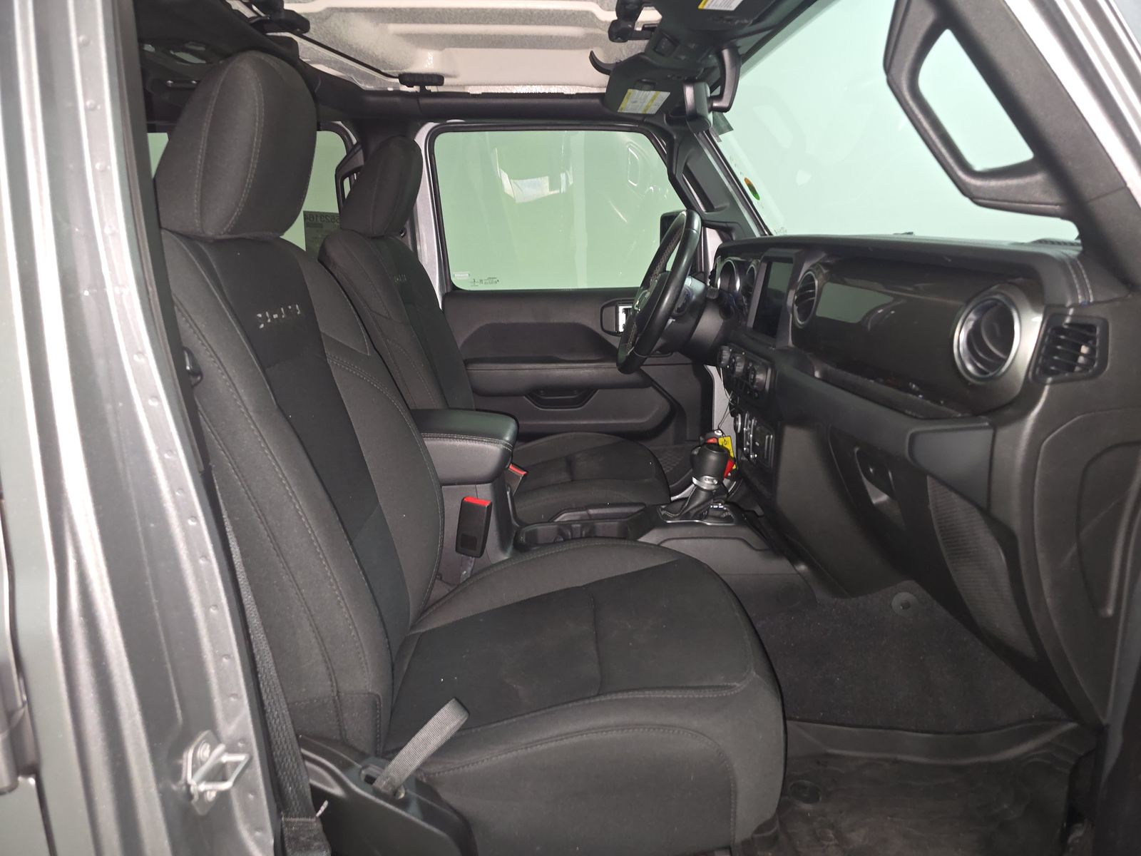 2020 Jeep Wrangler Unlimited Sahara AWD