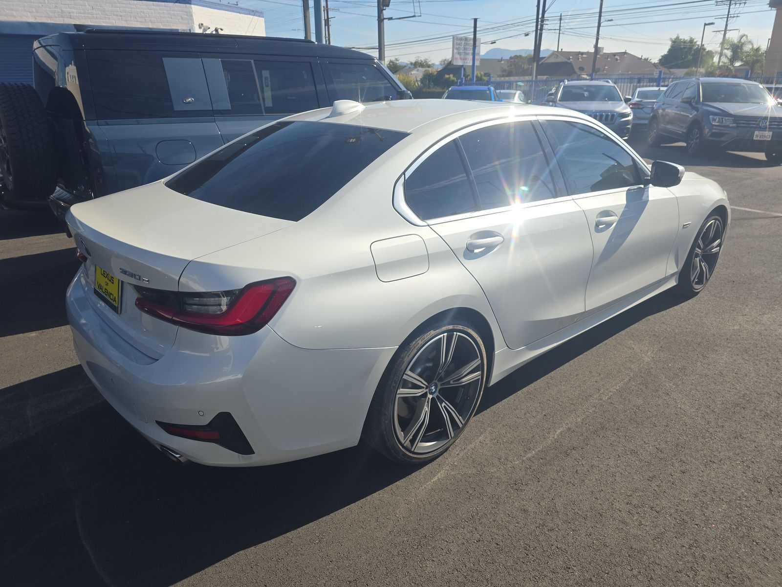 2022 BMW 3 Series 330e RWD