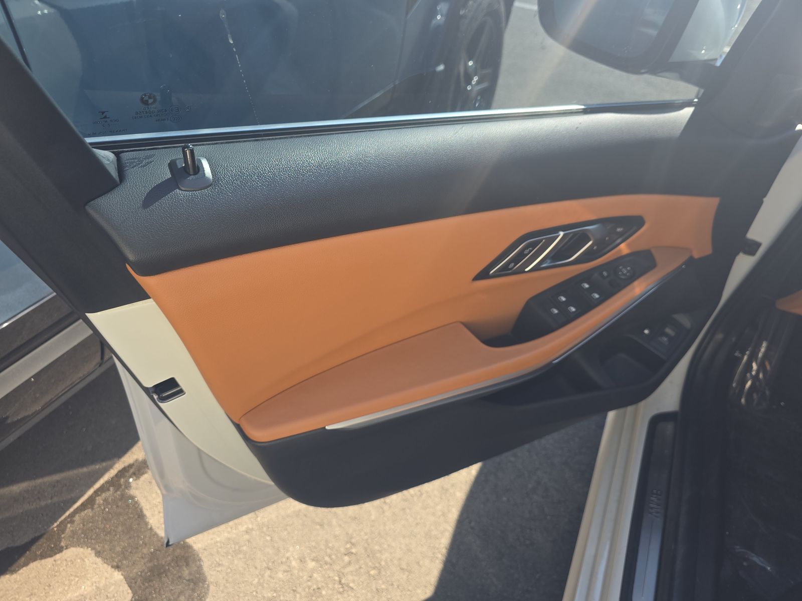 2022 BMW 3 Series 330e RWD