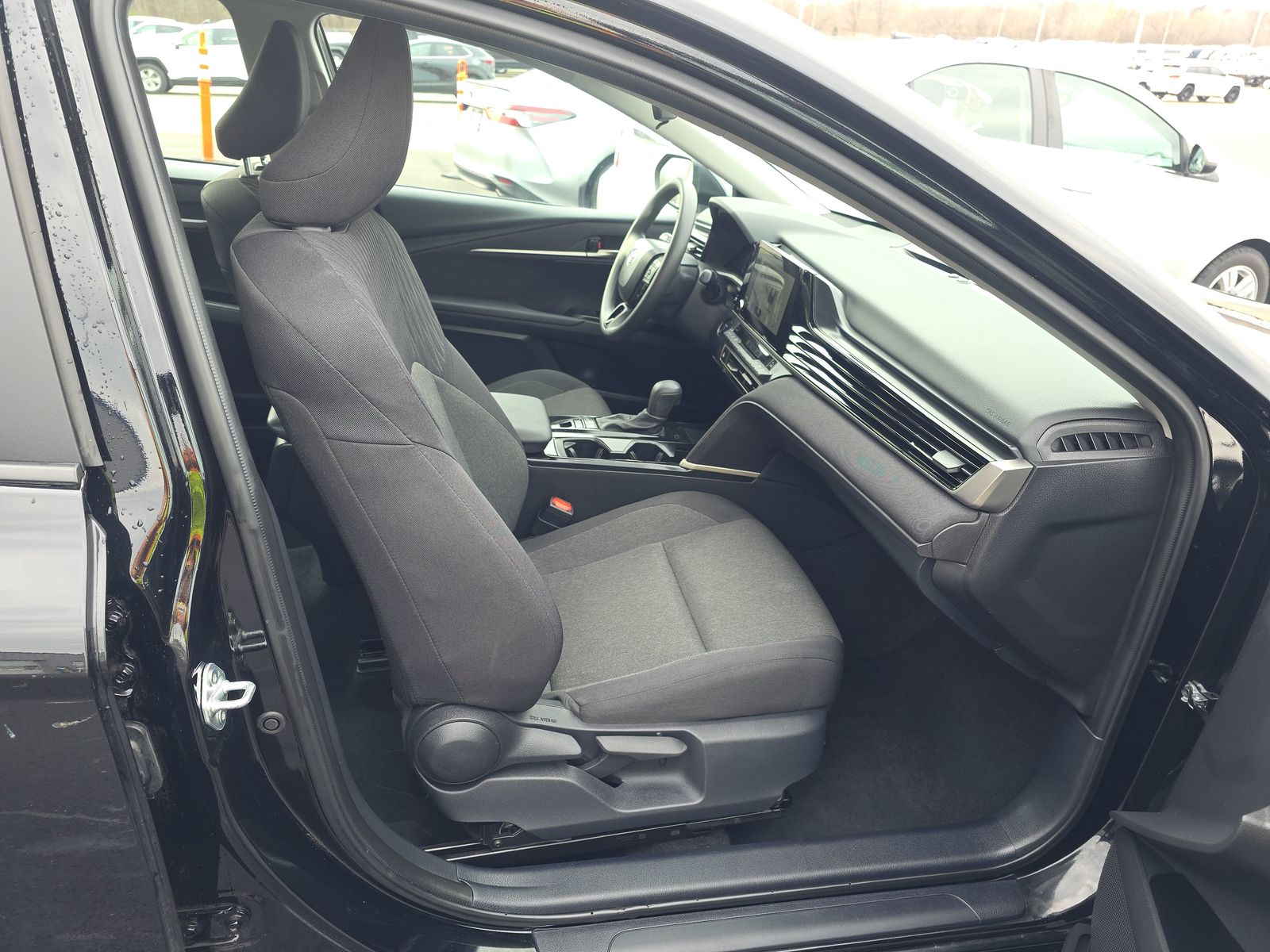 2025 Toyota Camry LE FWD