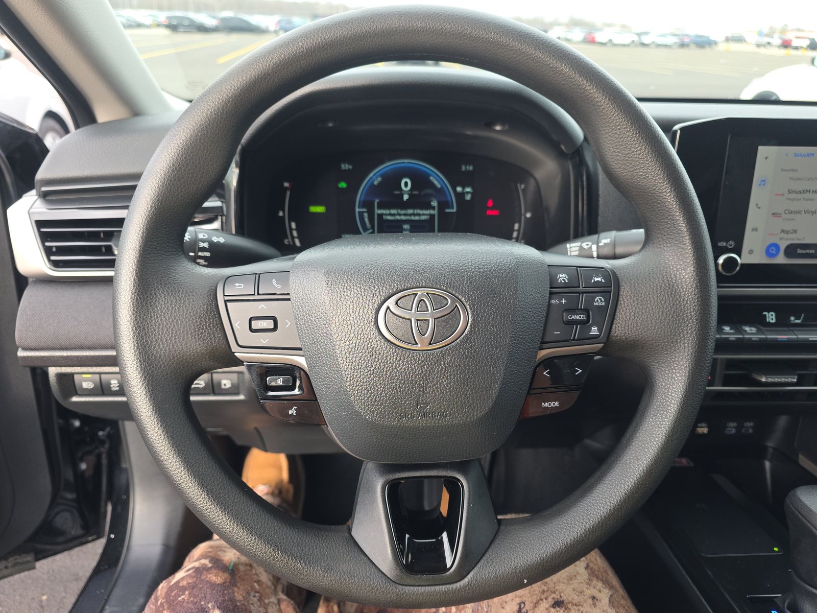 2025 Toyota Camry LE FWD