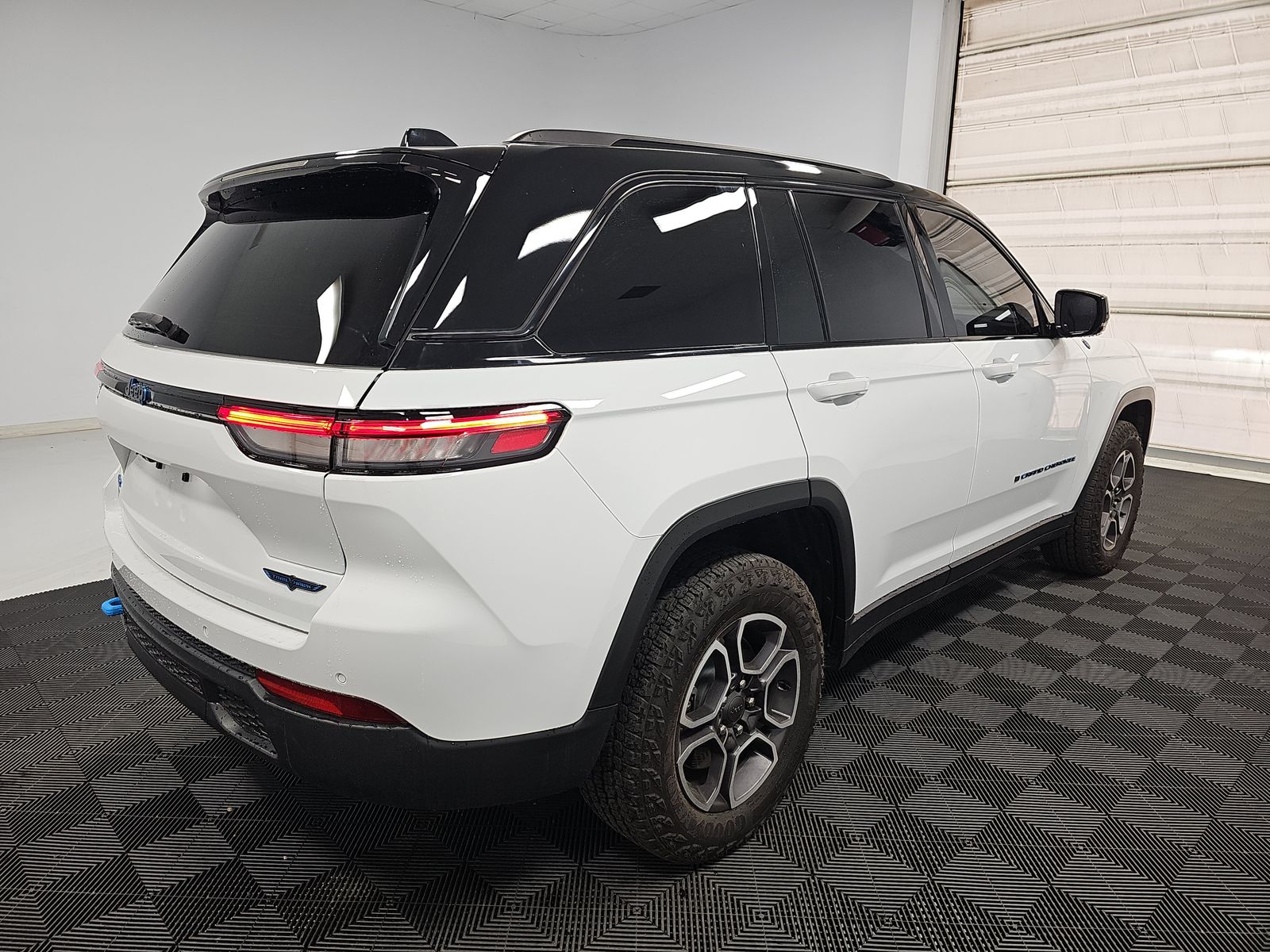 2023 Jeep Grand Cherokee 4xe Trailhawk AWD