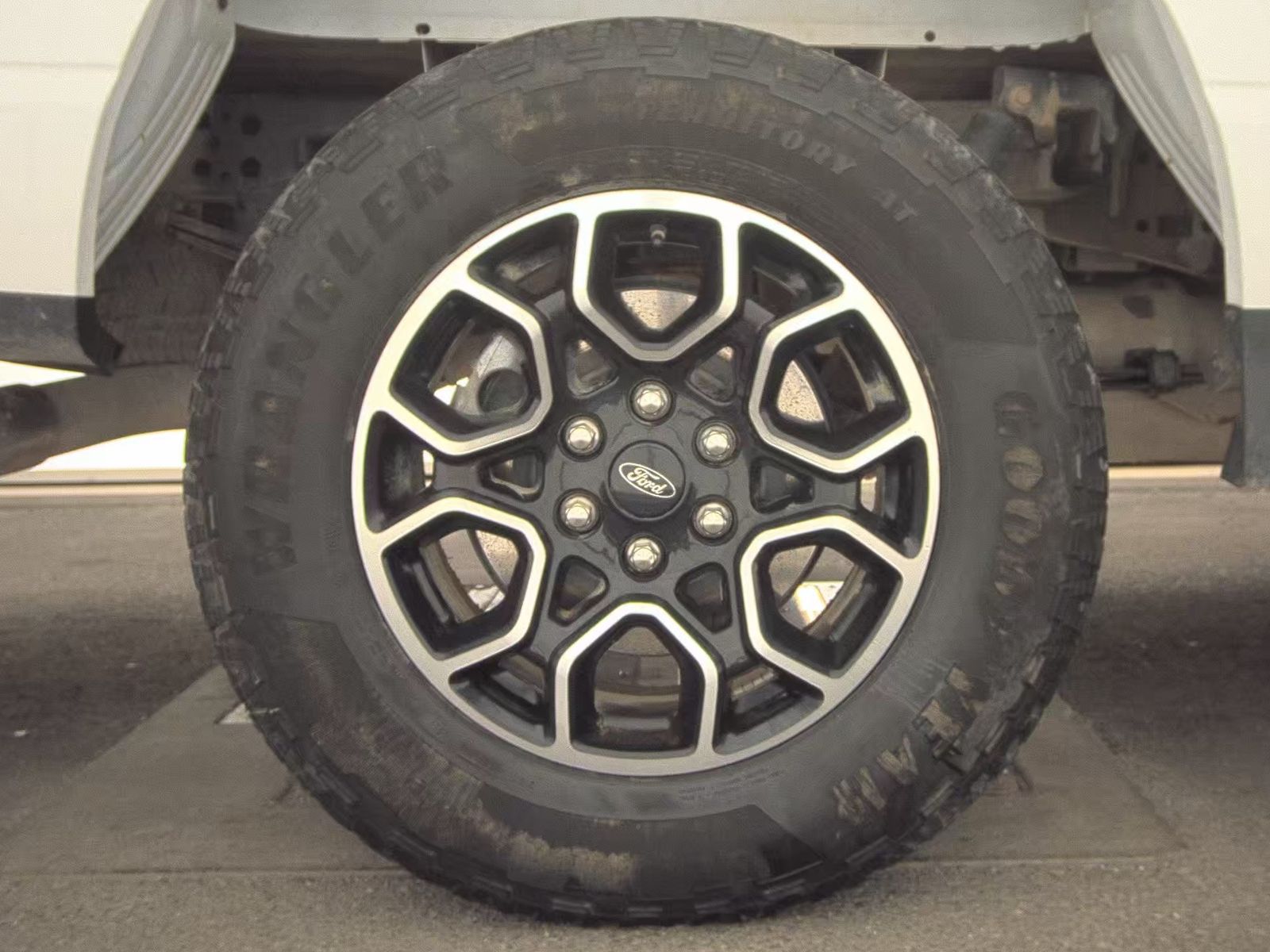 2023 Ford F-150 Hybrid XLT AWD