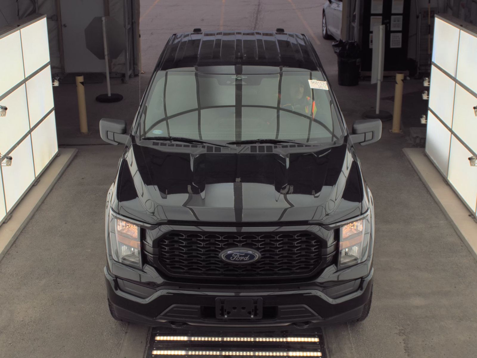 2023 Ford F-150 XL AWD