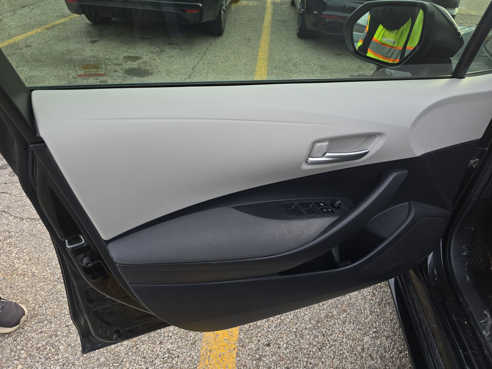 2020 Toyota Corolla LE FWD