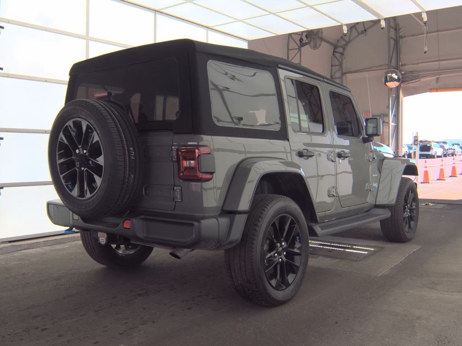 2022 Jeep Wrangler Unlimited 4xe Sahara AWD