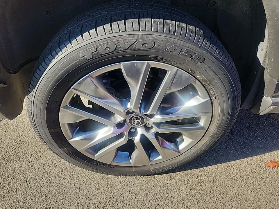 2022 Toyota RAV4 XLE Premium AWD