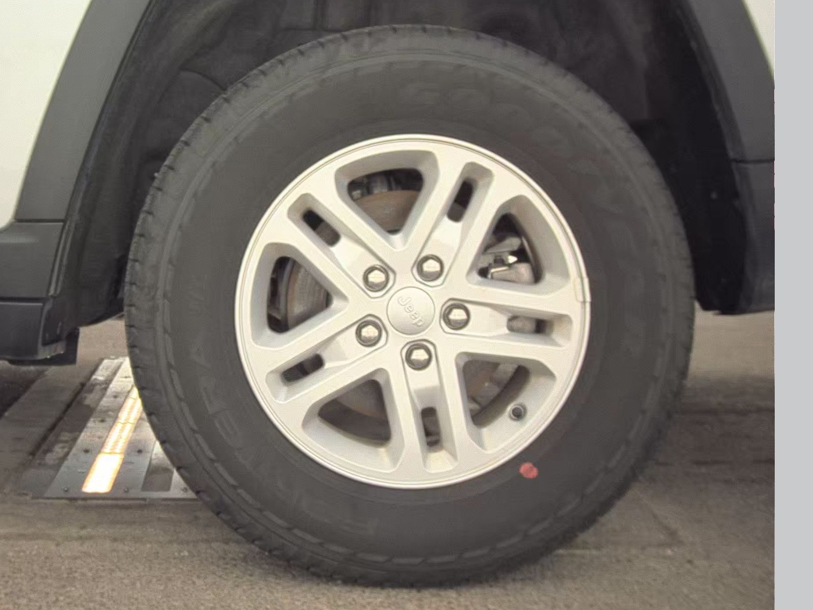 2025 Jeep Grand Cherokee Laredo AWD