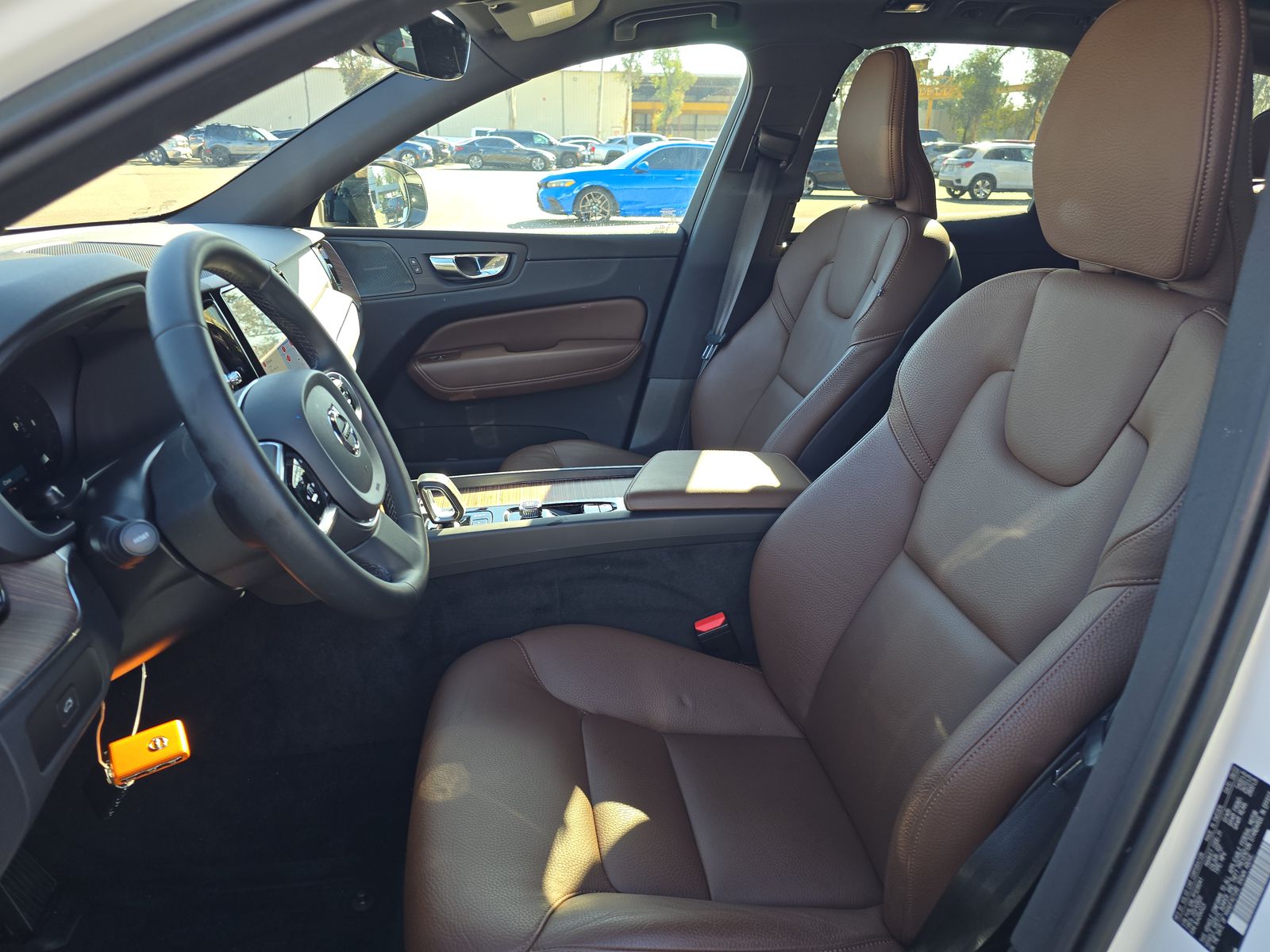 2023 Volvo XC60 B5 Plus AWD