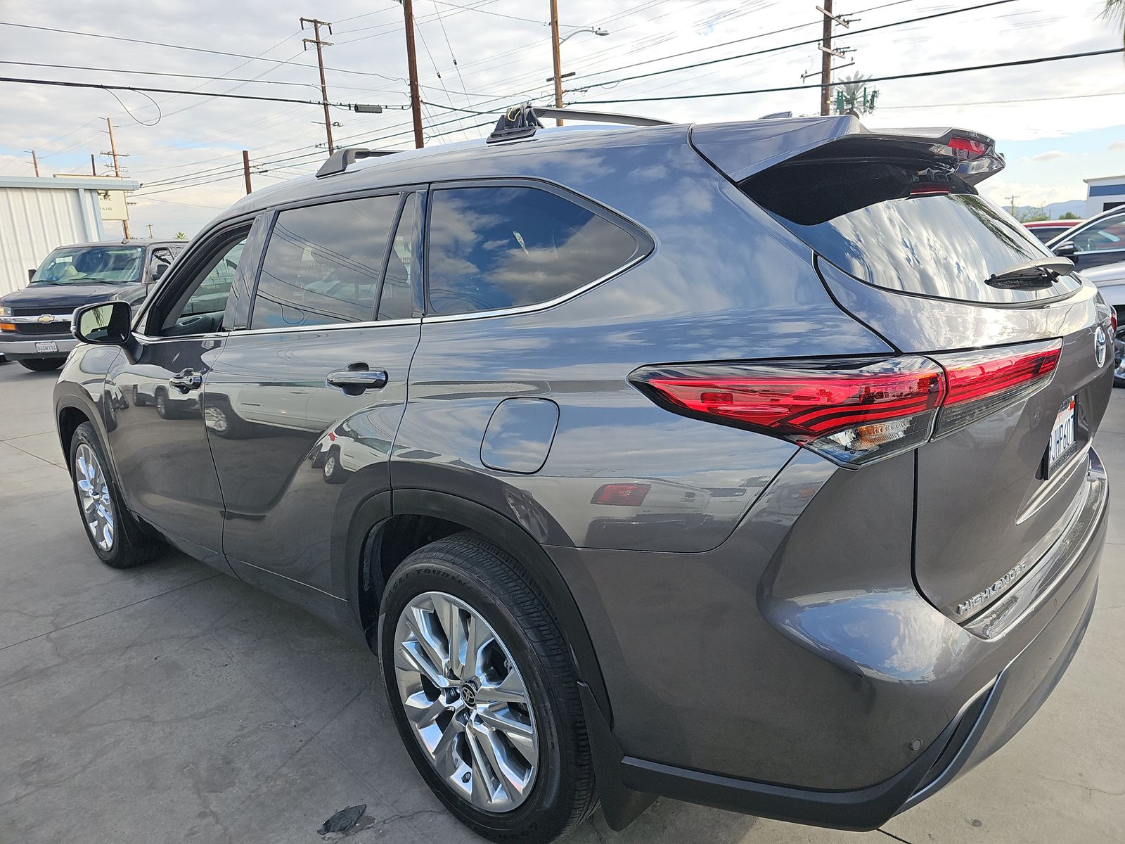 2023 Toyota Highlander Limited FWD