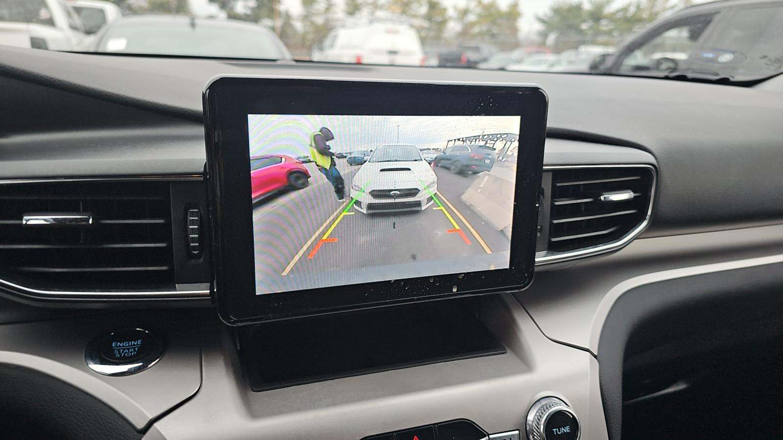 2022 Ford Explorer XLT AWD