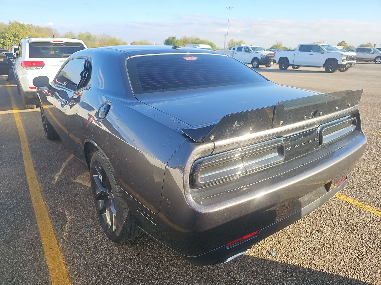 2023 Dodge Challenger SXT RWD