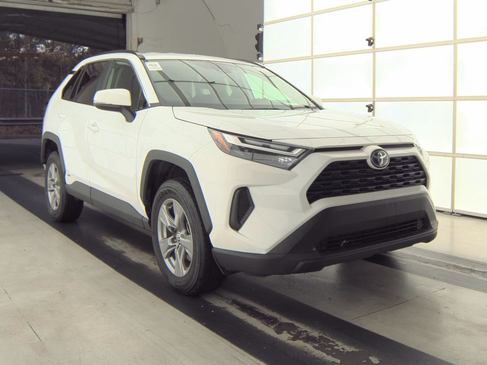 2024 Toyota RAV4 Hybrid XLE AWD