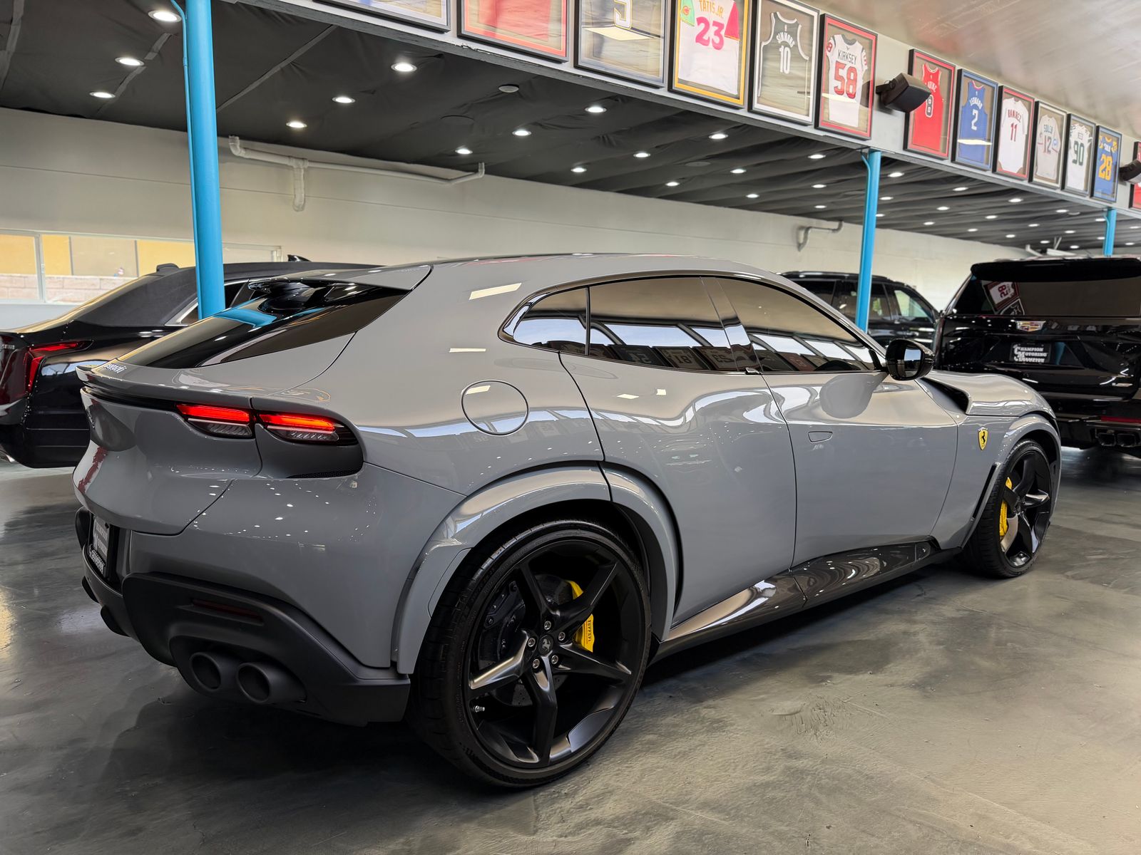 2024 Ferrari Purosangue Base AWD