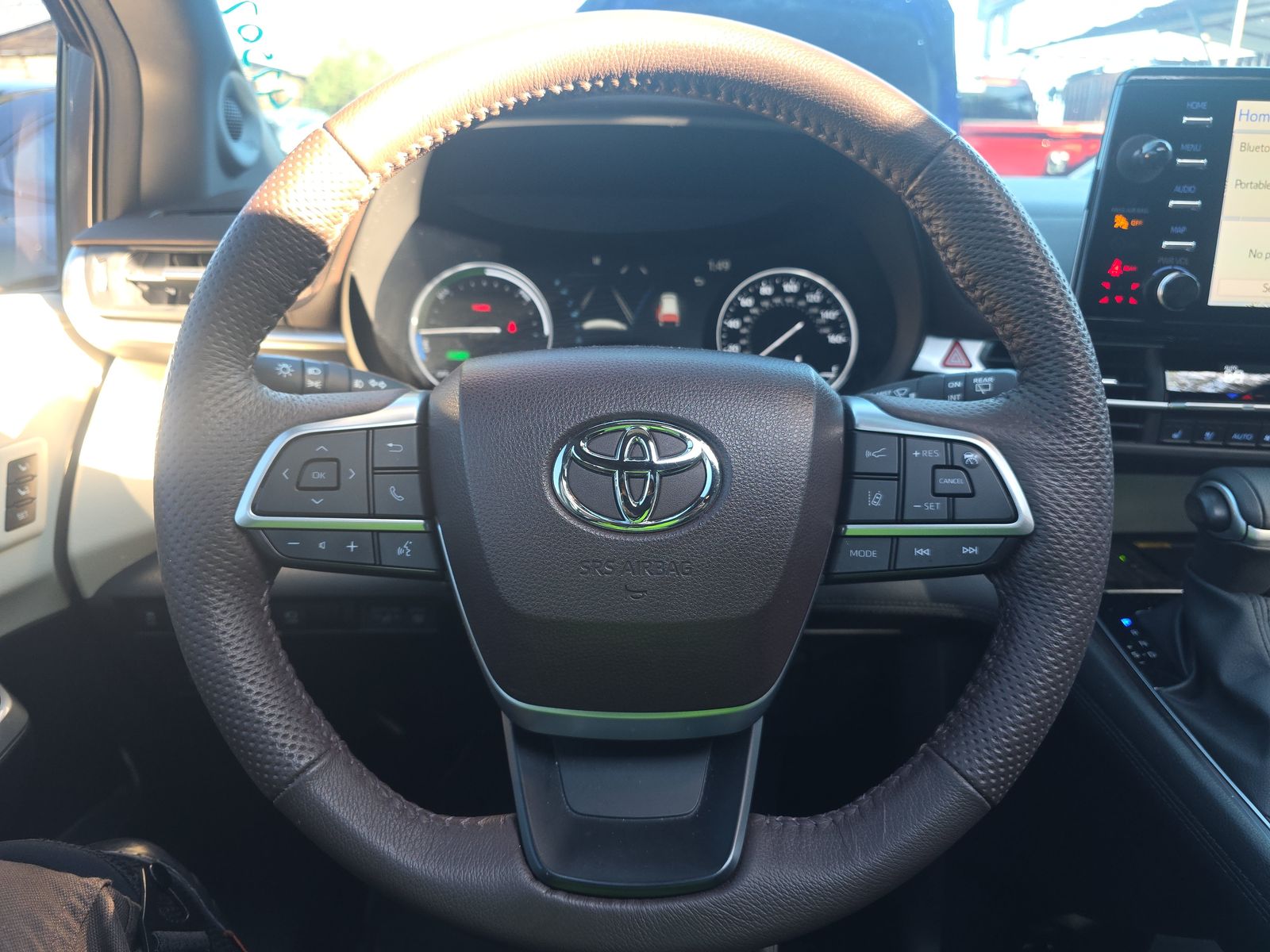 2023 Toyota Sienna Platinum AWD