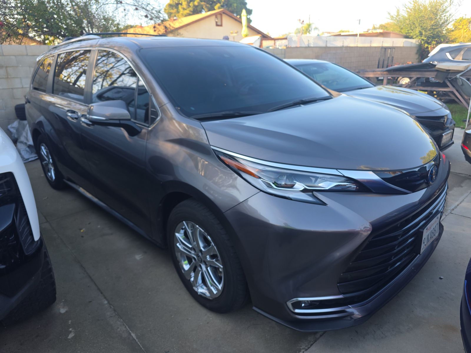 2023 Toyota Sienna Platinum AWD