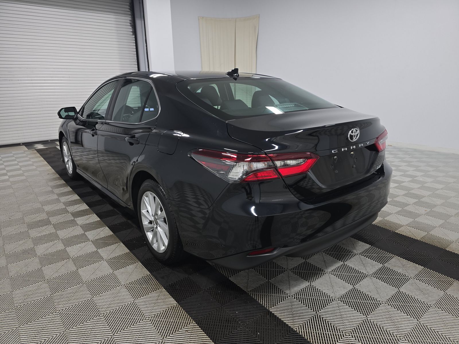 2024 Toyota Camry LE FWD