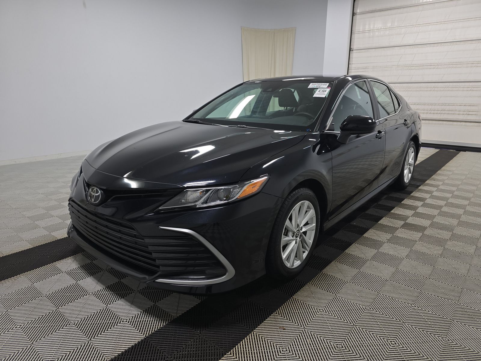 2024 Toyota Camry LE FWD