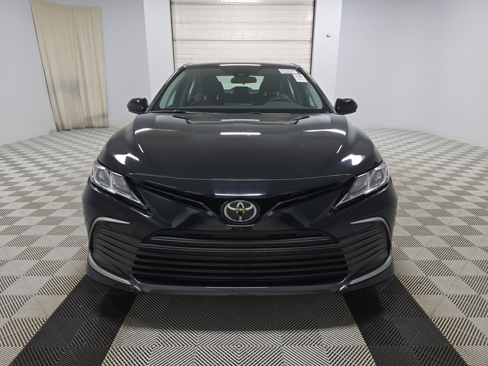 2024 Toyota Camry LE FWD