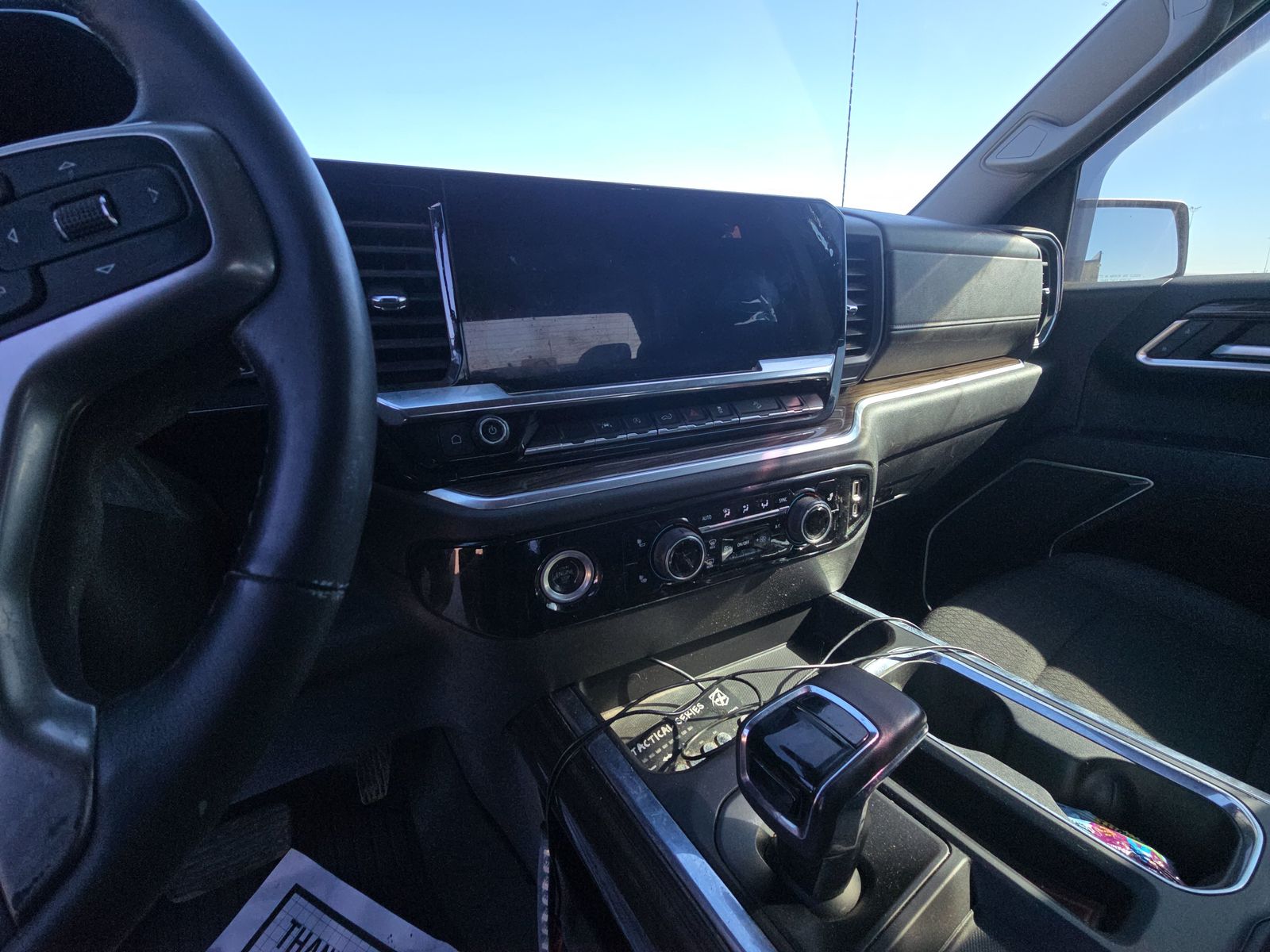 2022 Chevrolet Silverado 1500 RST AWD