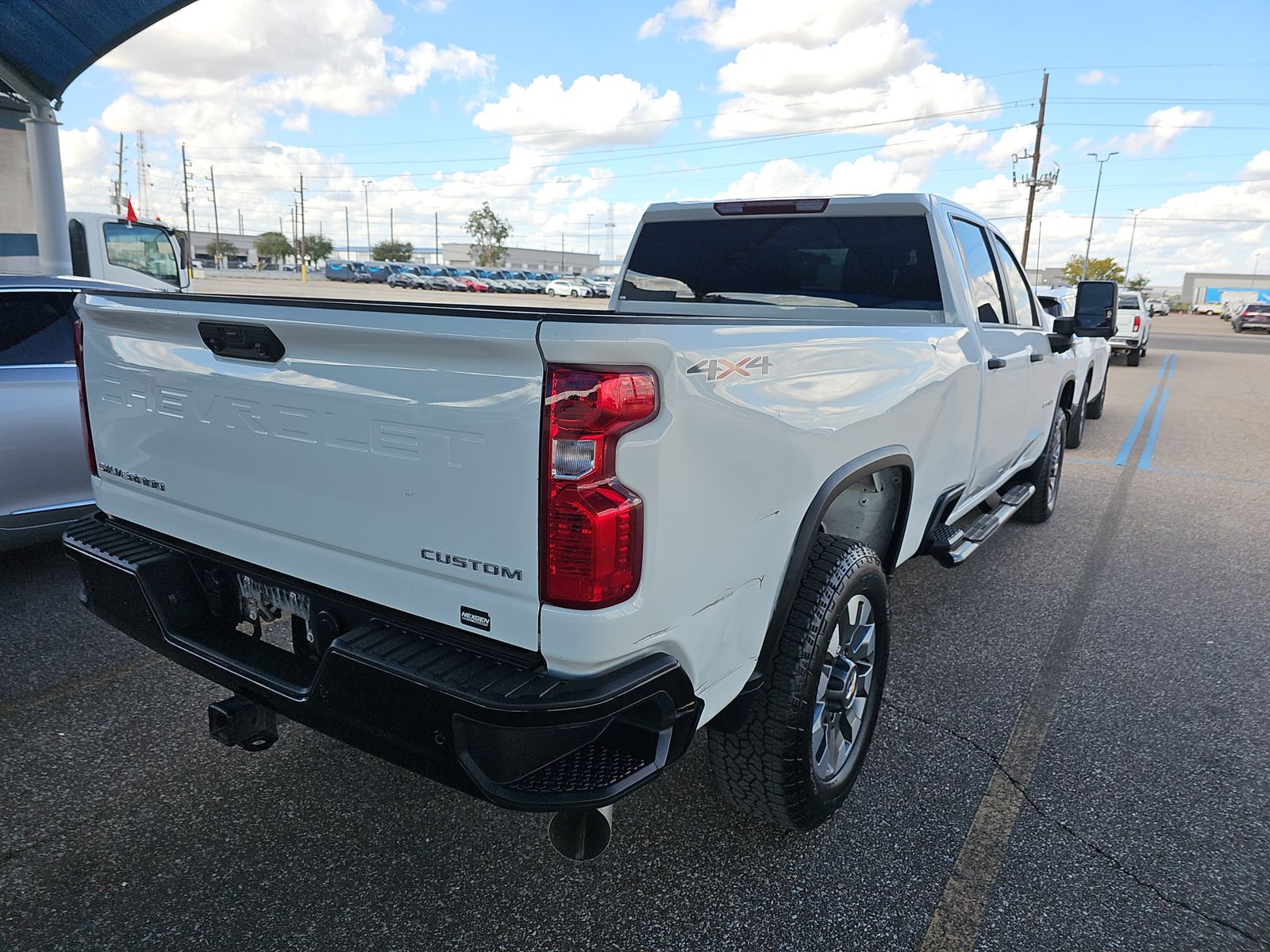 2024 Chevrolet Silverado 2500HD Custom AWD