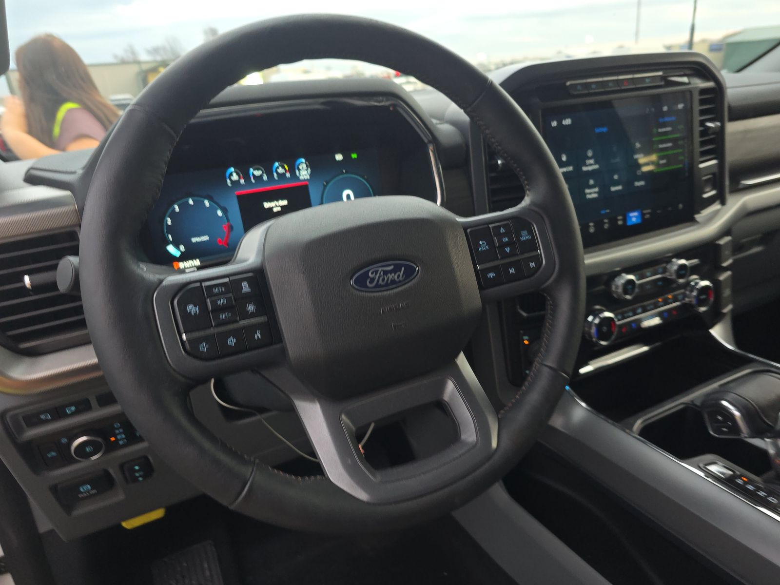 2024 Ford F-150 Lariat AWD