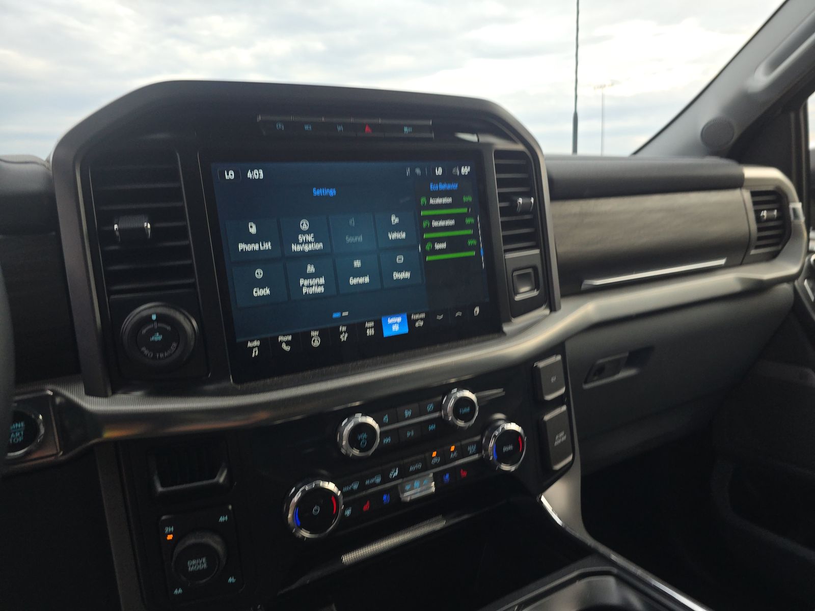 2024 Ford F-150 Lariat AWD