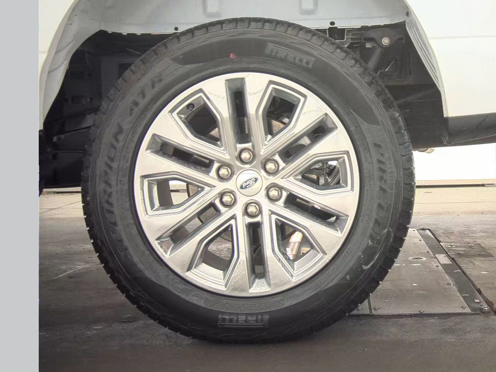 2024 Ford F-150 Lariat AWD