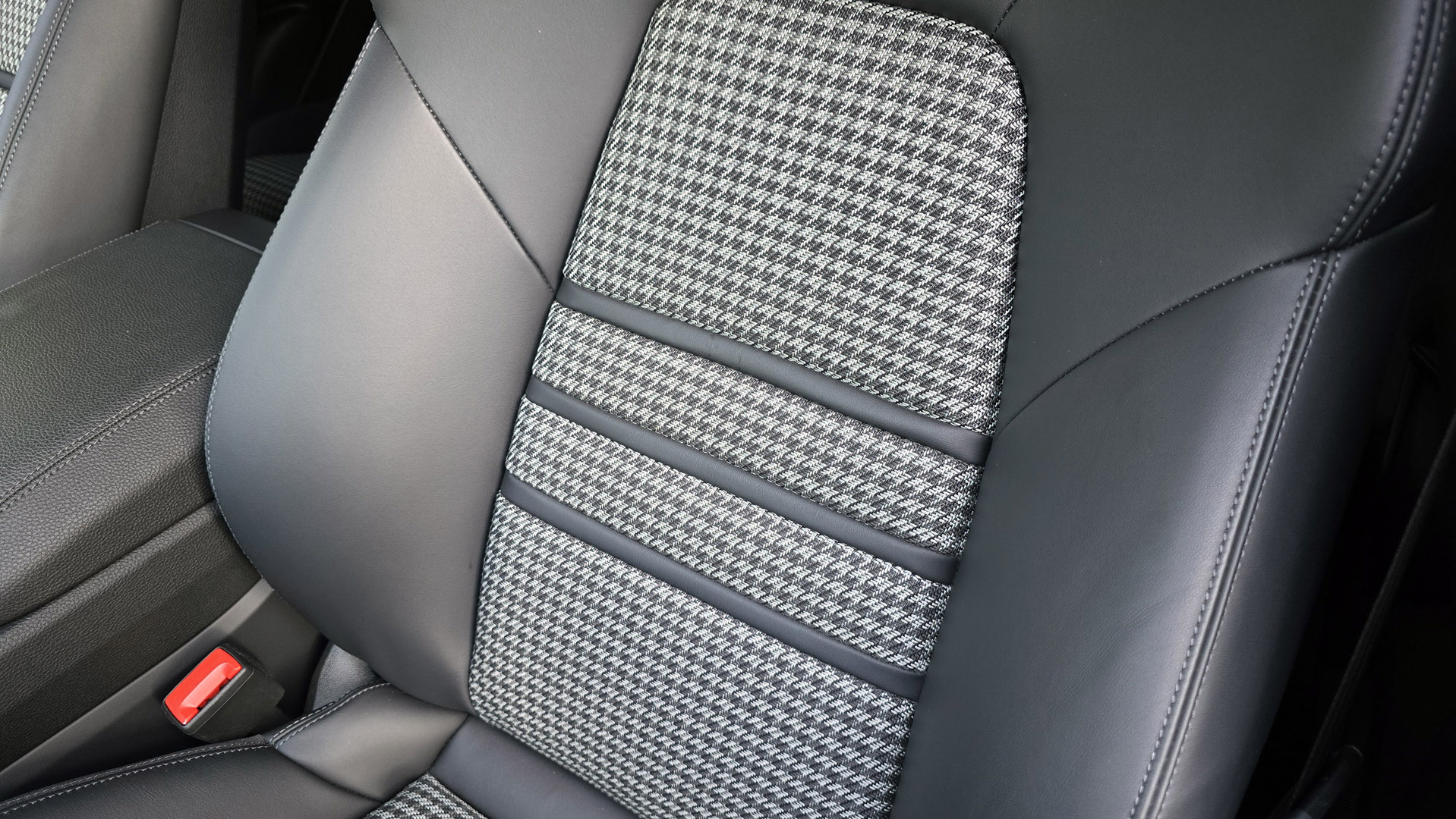 2024 Porsche Cayenne S AWD