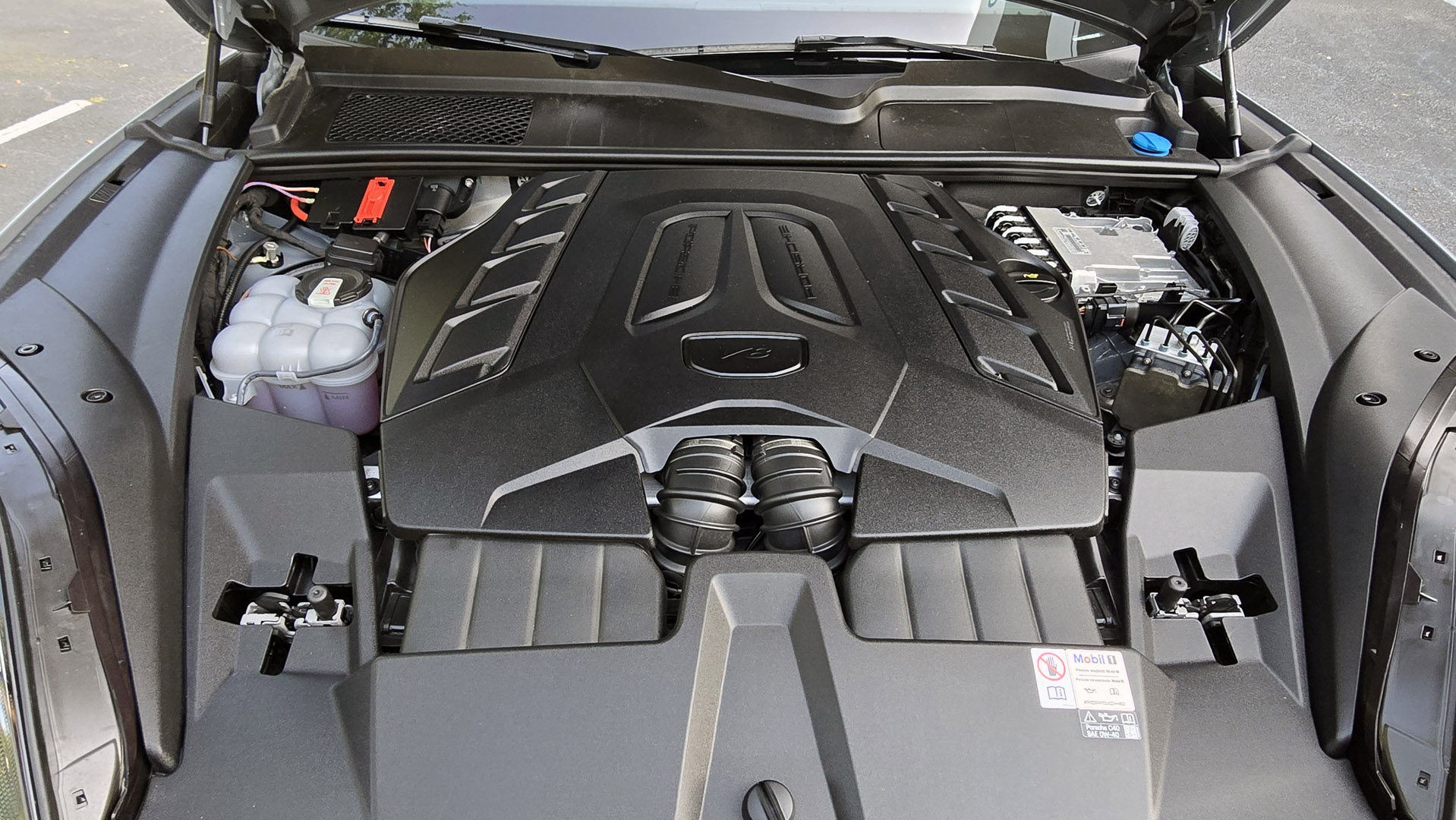 2024 Porsche Cayenne S AWD