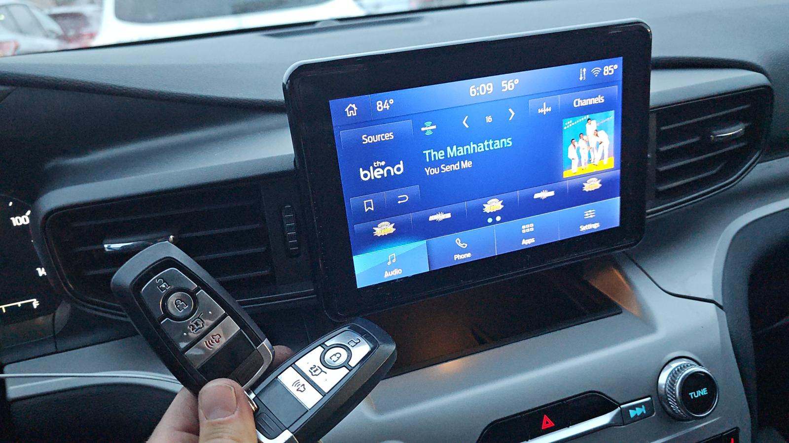 2023 Ford Explorer XLT AWD