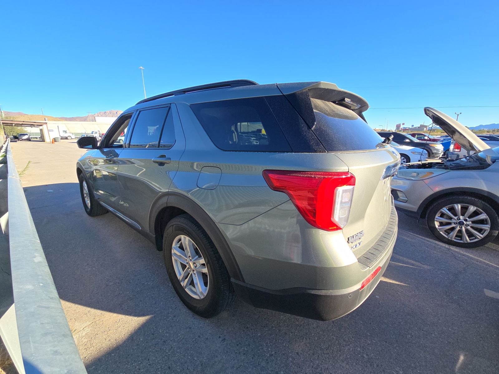 2020 Ford Explorer XLT RWD