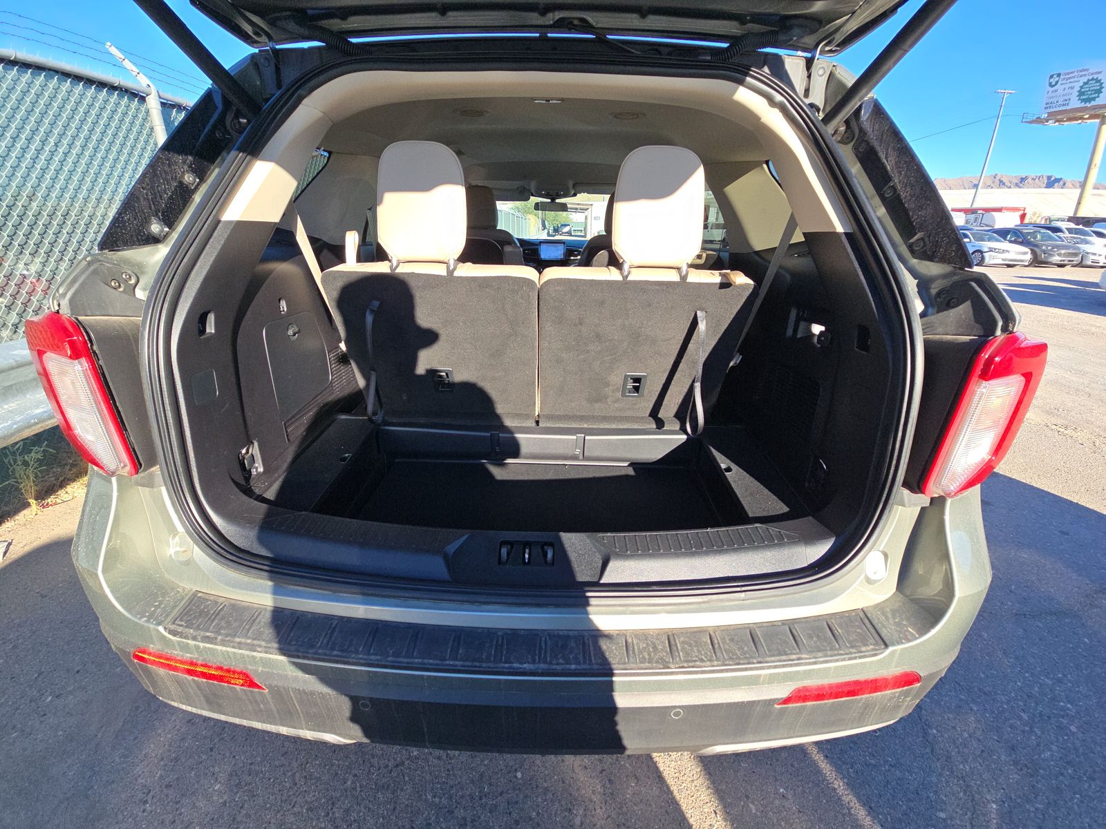 2020 Ford Explorer XLT RWD