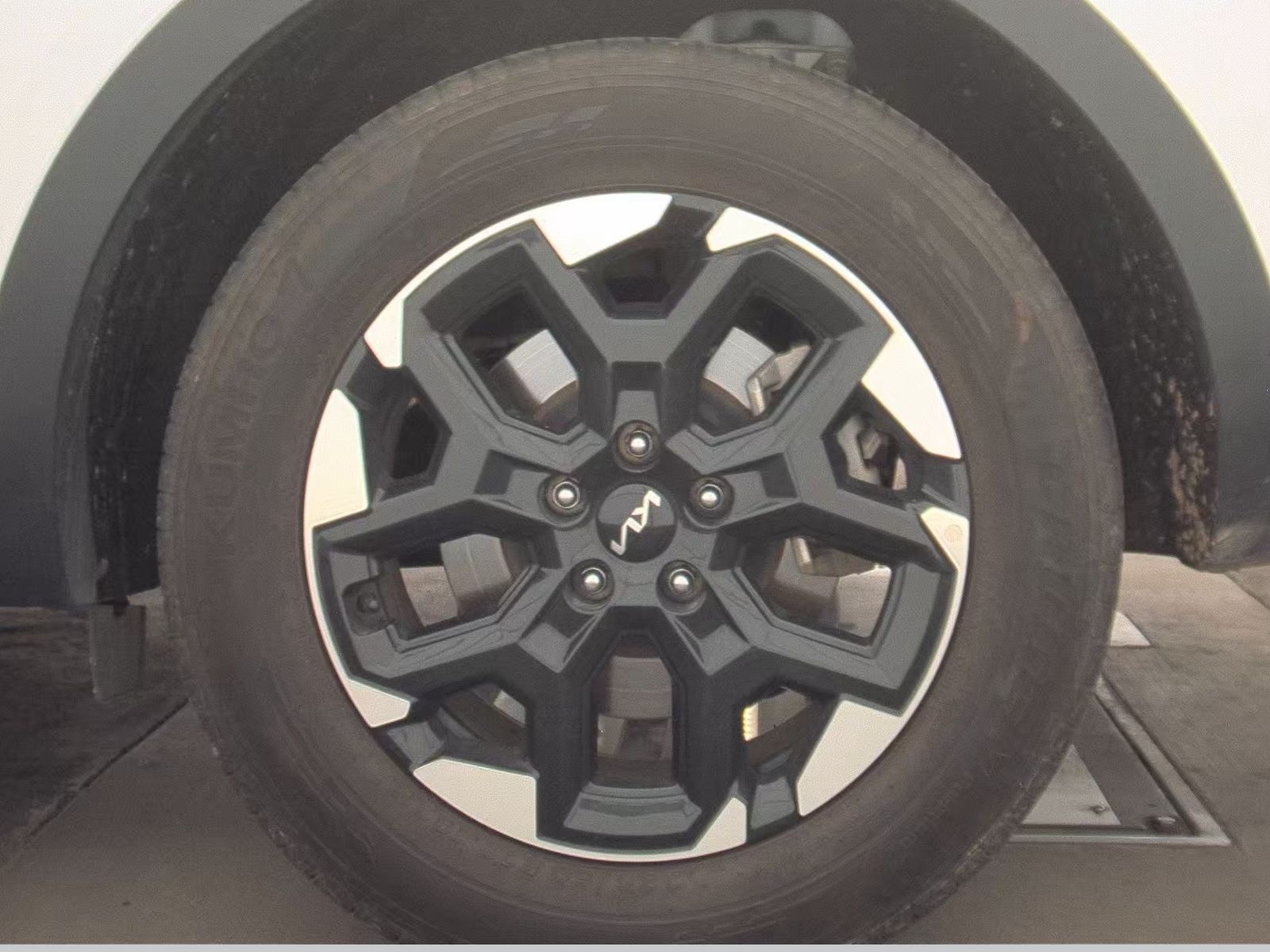 2024 Kia Sorento S FWD